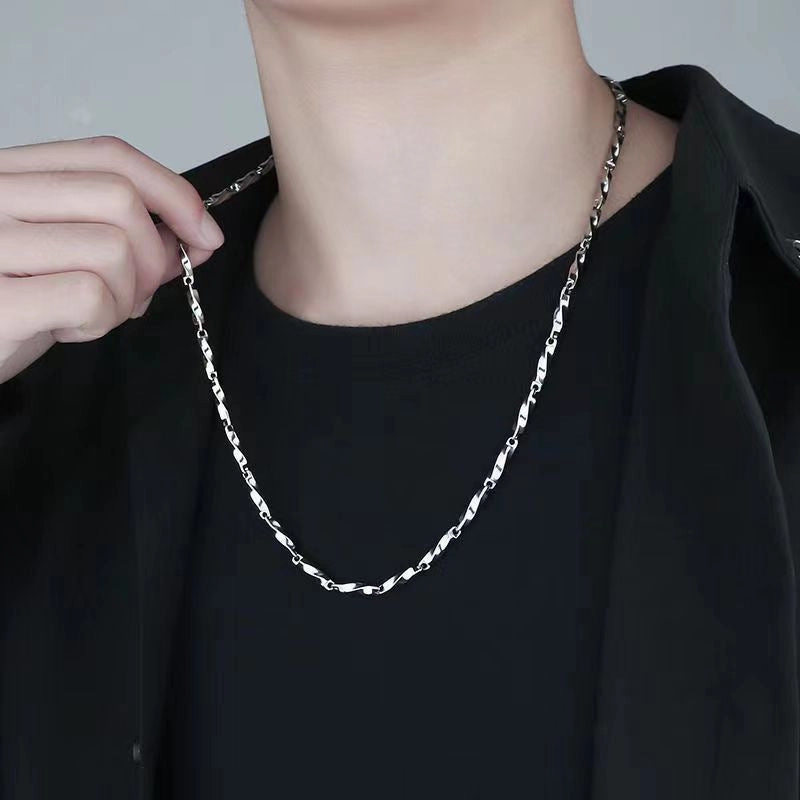 Wholesale Hip Hop Mobius Ring Titanium Steel Temperament Stainless Steel Necklaces
