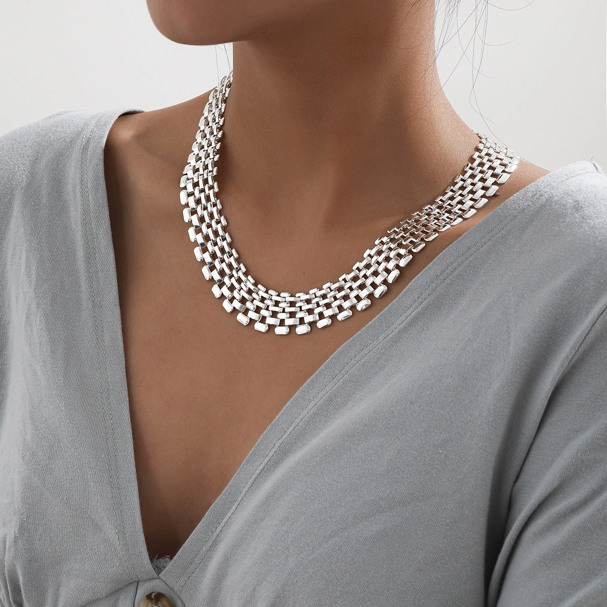 Wholesale Iron Atmospheric Openwork Chain Wide Necklace