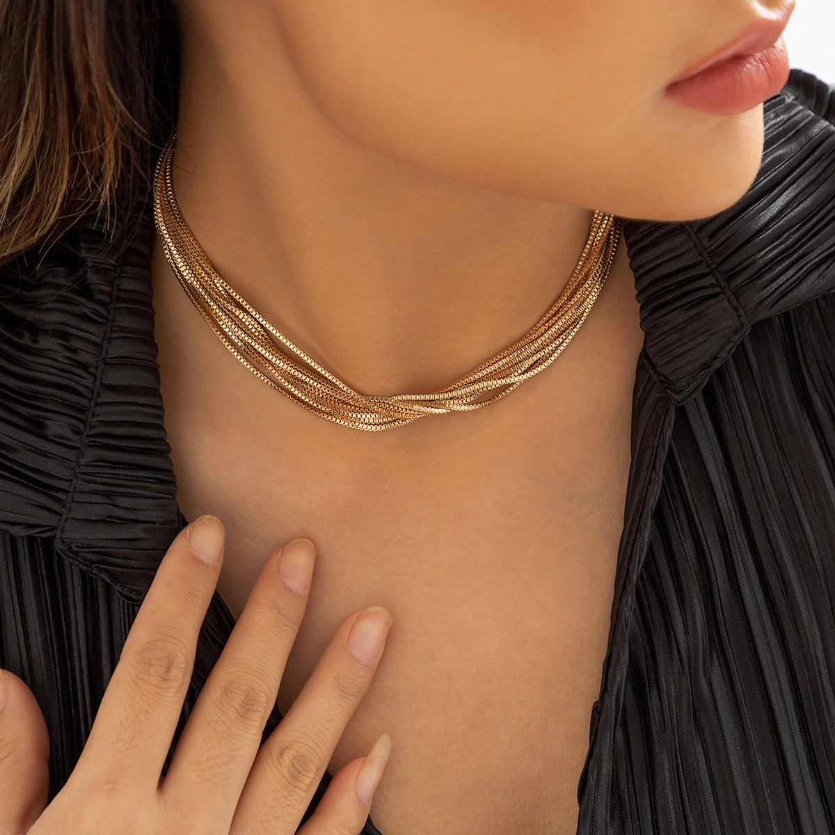 Wholesale Iron Exaggerated Large Cylinder Pendant Clavicle Necklace