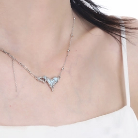 Wholesale Irregular Heart Sweet Cool Clavicle Necklaces