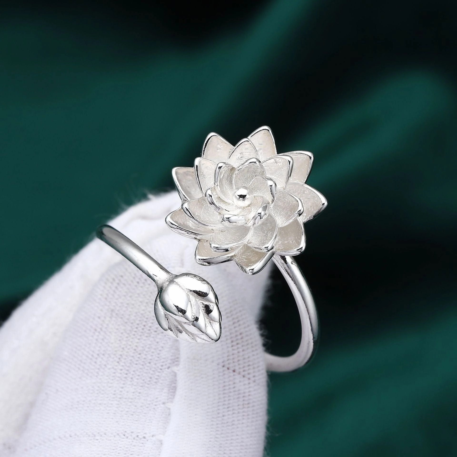 Wholesale Jewelry Rotating Lotus Sterling Silver Rings
