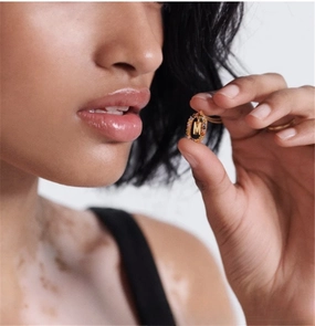 Wholesale Light Luxury Clavicle Copper Necklaces
