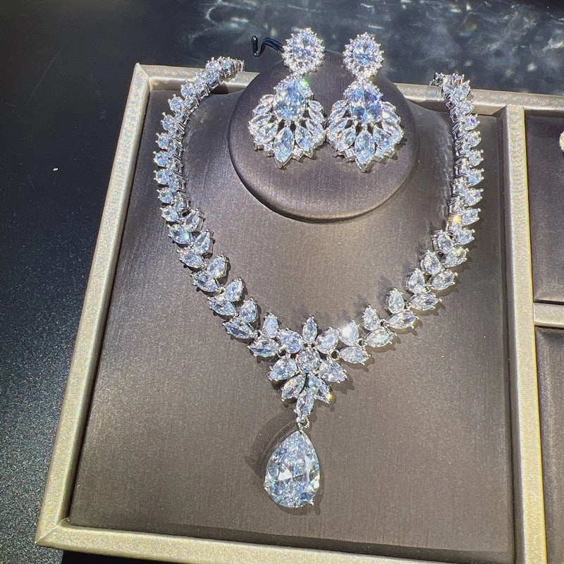 Wholesale Luxury Set Copper Necklaces