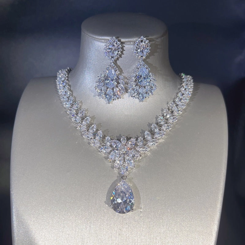Wholesale Luxury Set Copper Necklaces