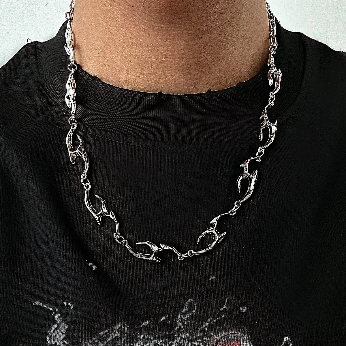 Wholesale Men's irregular necklace stainless steel clavicle chain