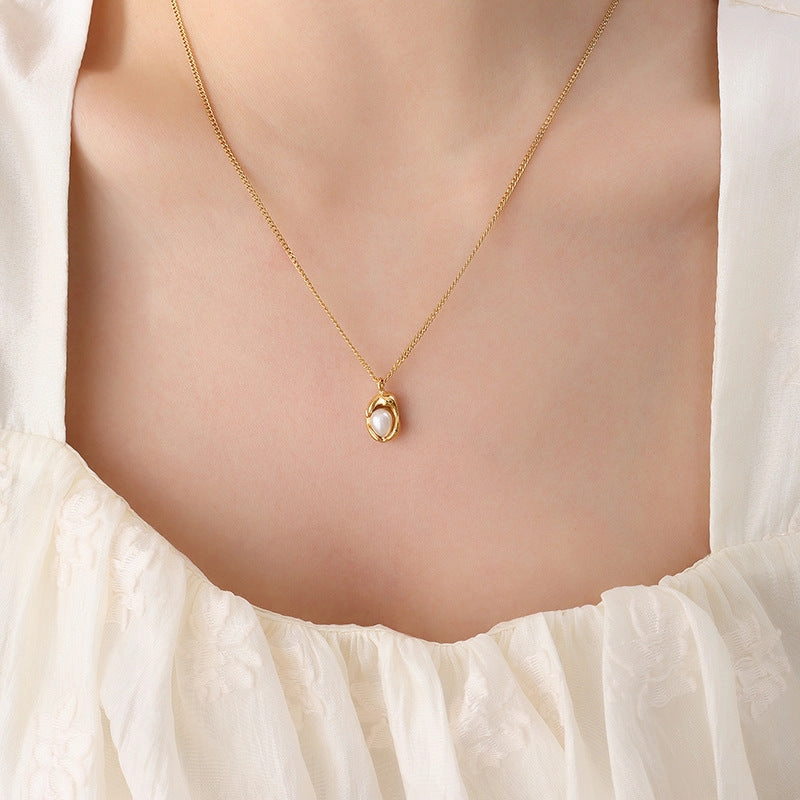 Wholesale Natural Freshwater Pearl Inlaid Shaped Pendant Titanium Steel Necklaces