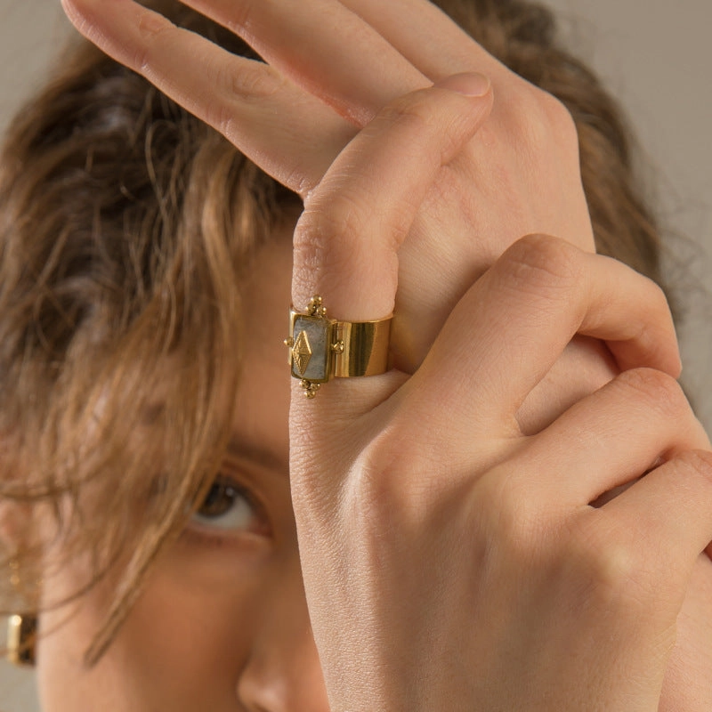 Wholesale Natural Stone Shell Titanium Steel Adjustable Ring