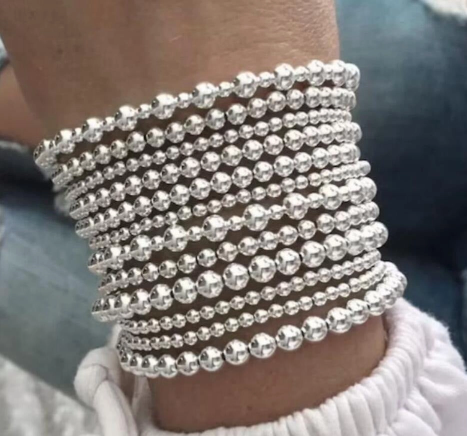 Wholesale Niche creative design temperament beaded bracelet set sweet and cool stacking jewelry