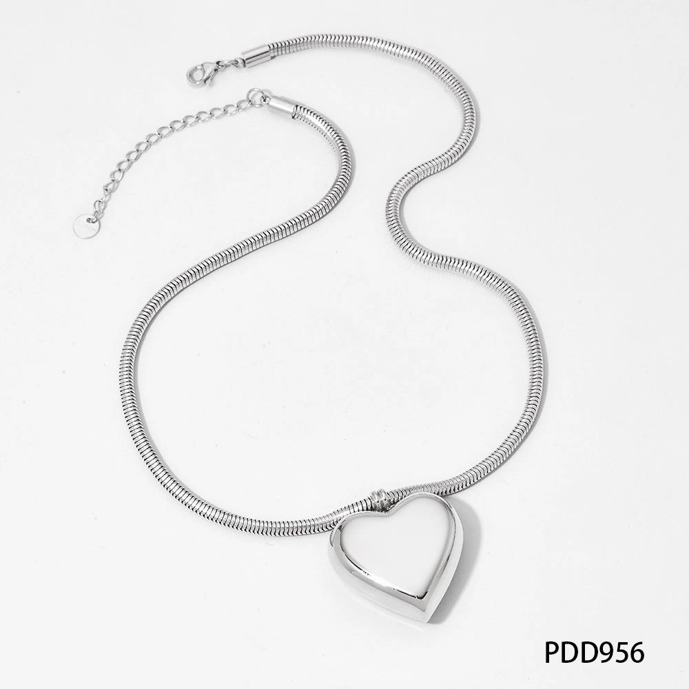 Wholesale of Large-sized Love Pentagonal Stainless Steel Necklaces