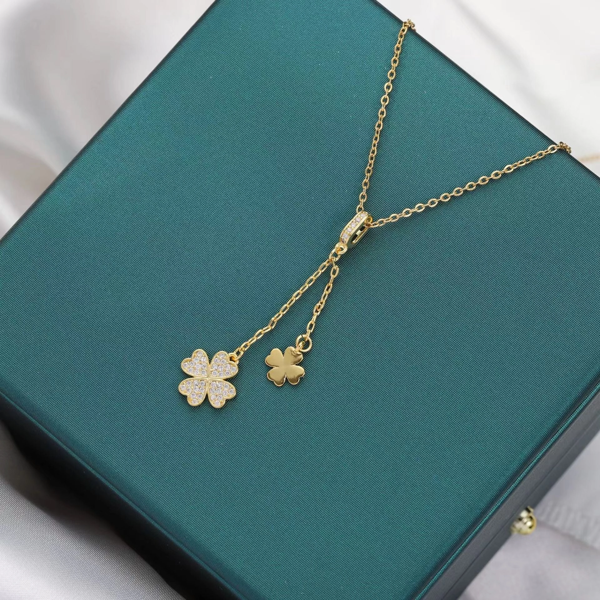 Wholesale of New Stainless Steel Love Necklaces