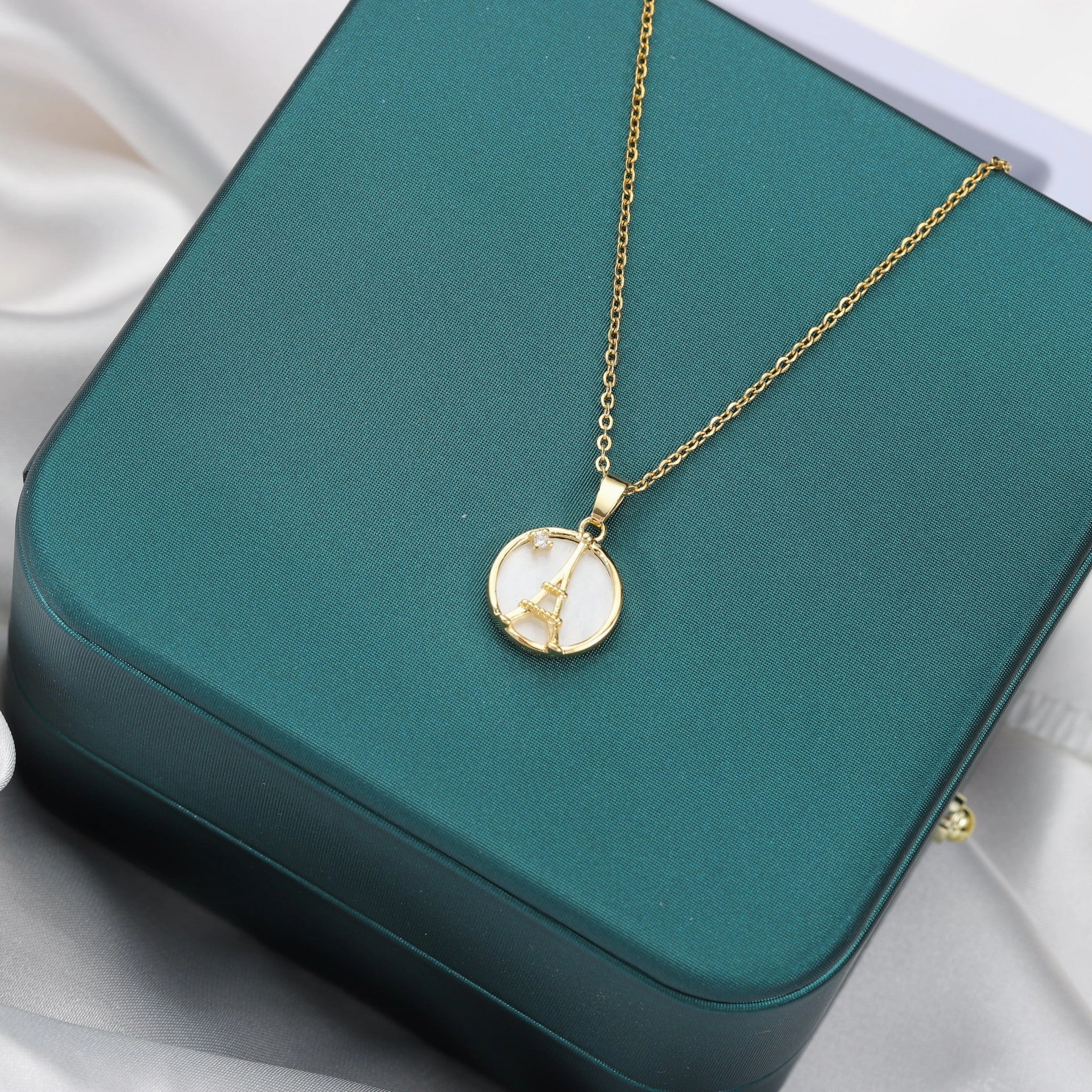 Wholesale of New Stainless Steel Love Necklaces