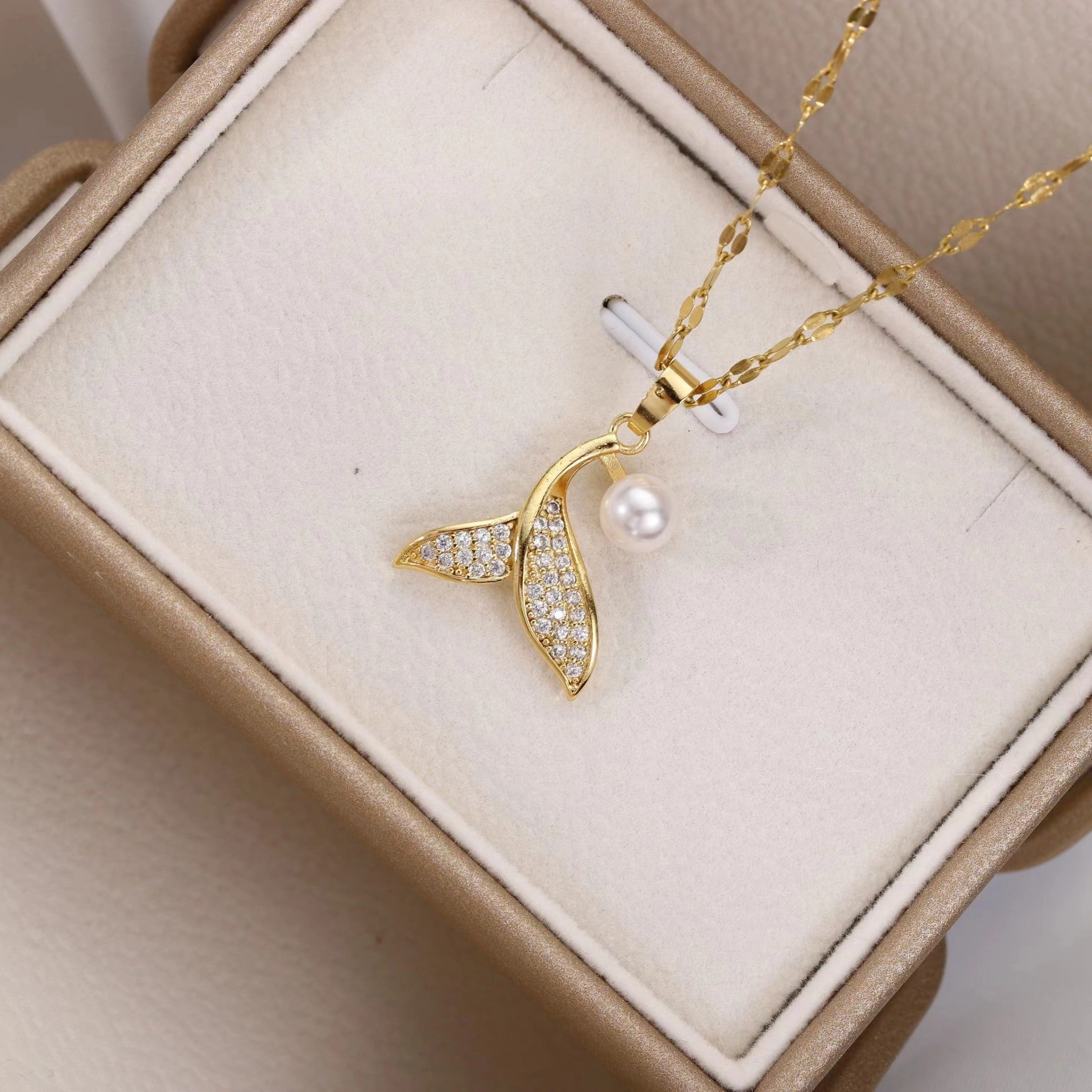 Wholesale of New Stainless Steel Love Necklaces