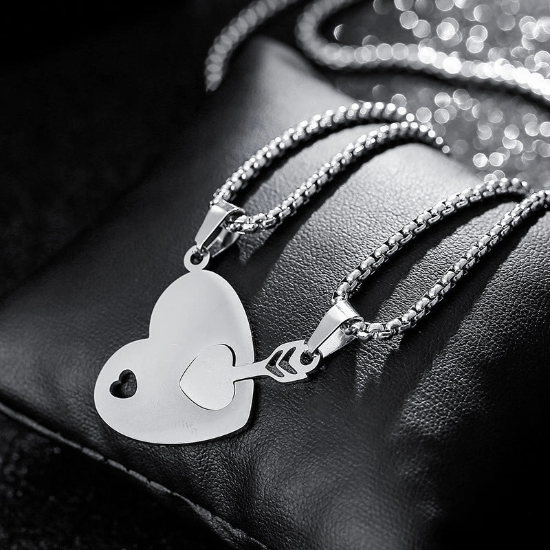 Wholesale One Arrow Through The Heart Love Stitching Fashion Niche Design Can Be Engraved Couple Necklaces
