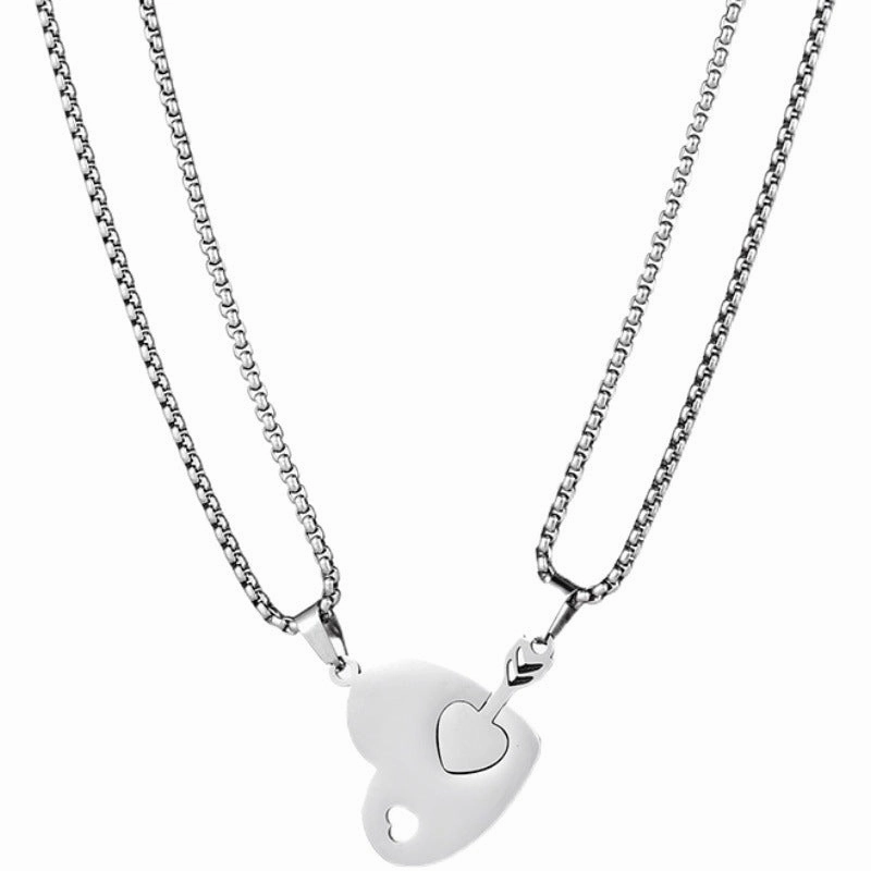 Wholesale One Arrow Through The Heart Love Stitching Fashion Niche Design Can Be Engraved Couple Necklaces