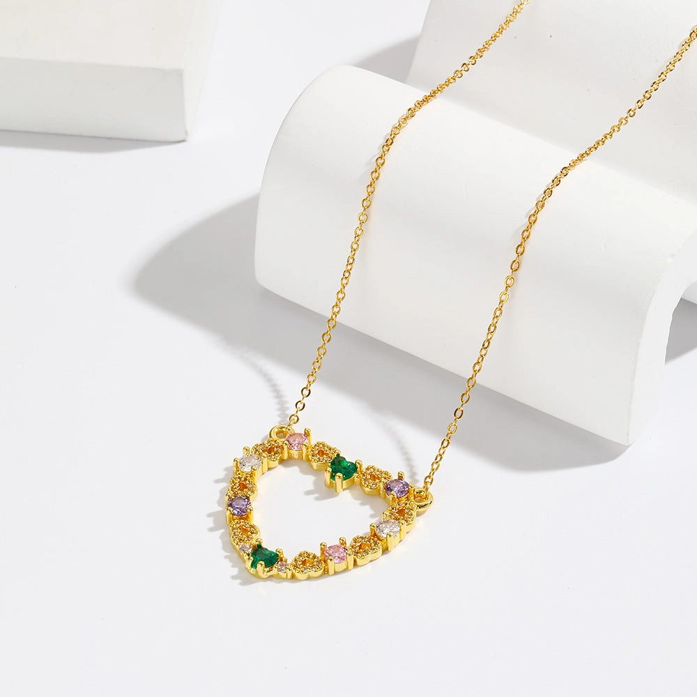 Wholesale Openwork Heart Pendant Copper Micro Emerald Zircon Necklaces