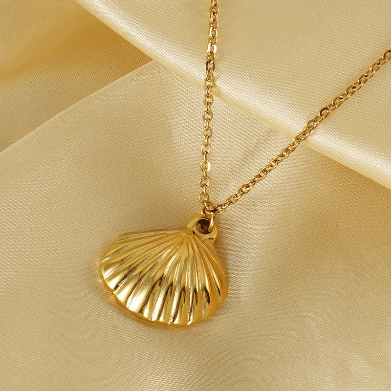 Wholesale Personalized Rose Titanium Steel Clavicle Necklace