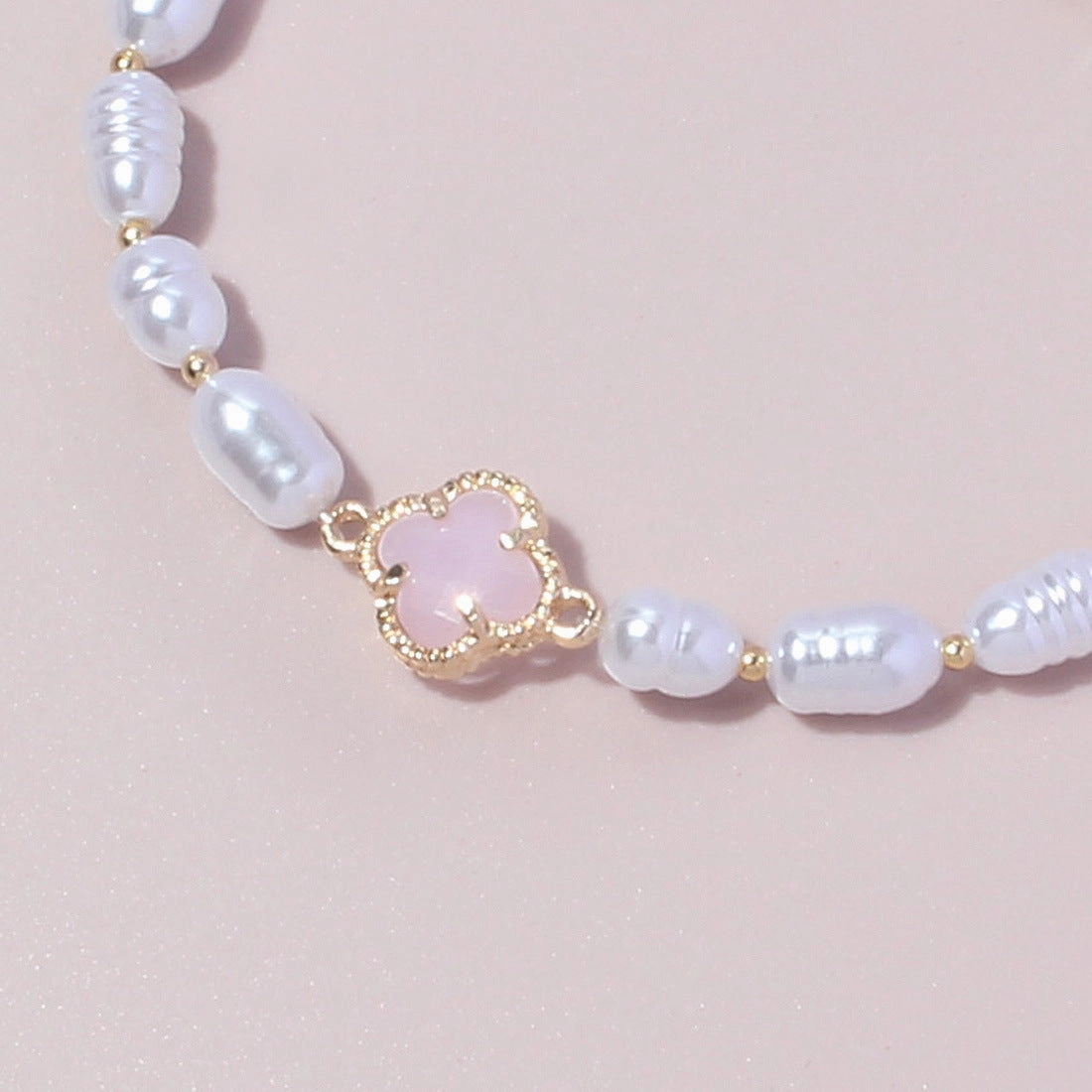 Wholesale personalized vintage fashion pearl street clap bracelet