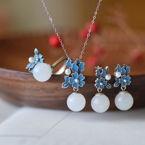 Wholesale Preserved Flower Flower Imitation Natural Hetian Jade Necklaces Set