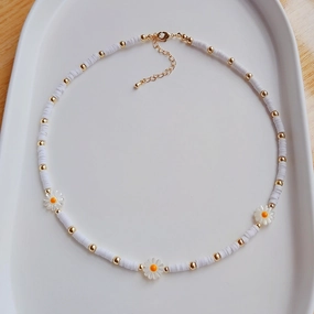 Wholesale Rainbow Soft Pottery Heart Natural Shell Beaded Necklaces