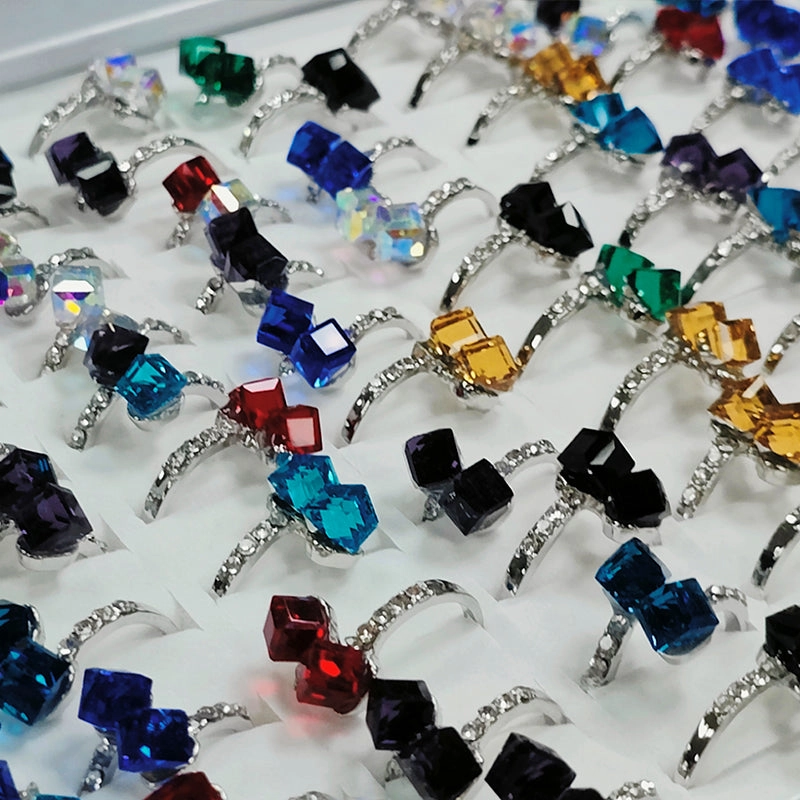 Wholesale Random 100pcs Colorful Stone Zircon Alloy Ring