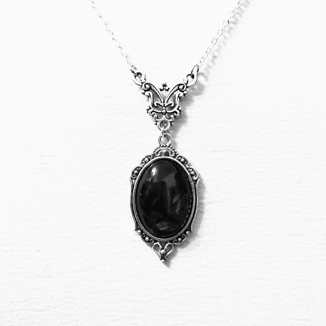 Wholesale Red Quartz Crystal Silver Plated Butterfly Pendant Alloy Necklaces