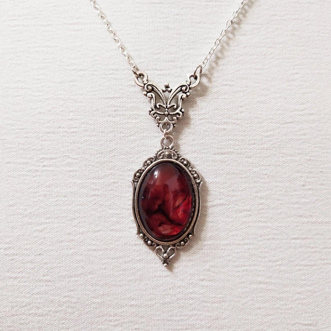Wholesale Red Quartz Crystal Silver Plated Butterfly Pendant Alloy Necklaces