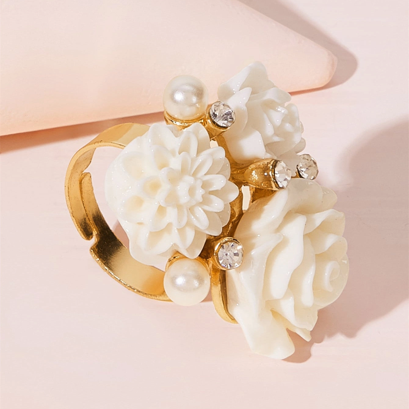 Wholesale Resin Rose Adjustable Alloy Ring
