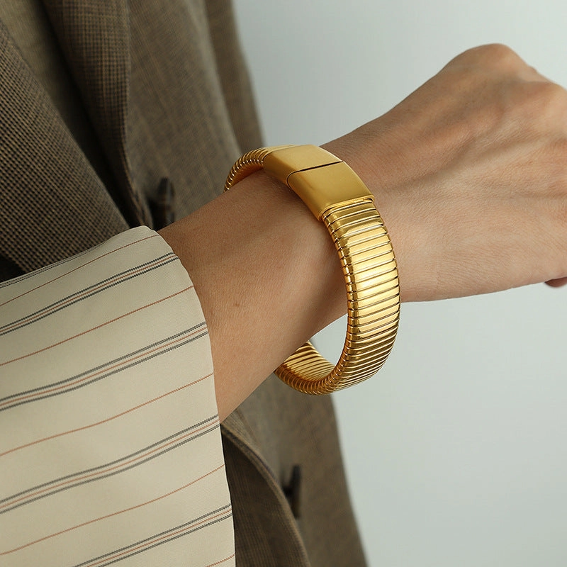 Wholesale Retro Personalized New Titanium Steel Magnetic Gold-plated Bracelet