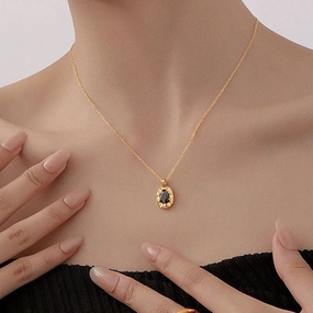 Wholesale Retro Simple Black Diamond Titanium Steel Clavicle Necklace