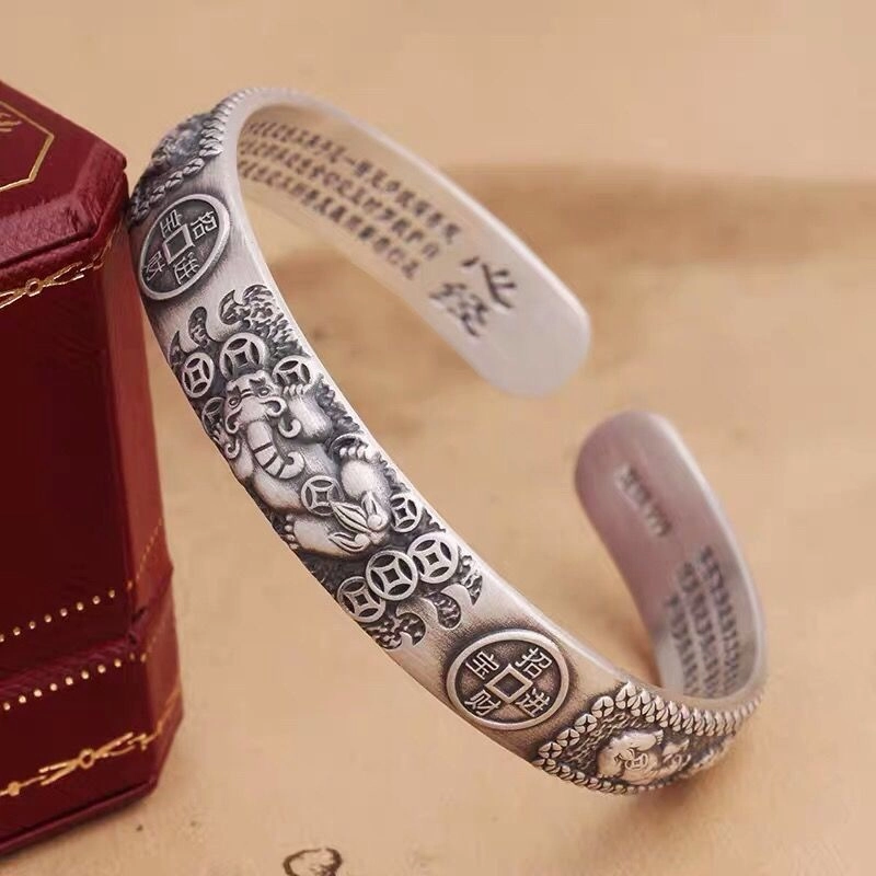 Wholesale Retro Transportation of Pixiu Men's Alloy Bracelet