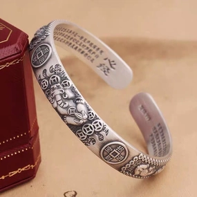 Wholesale Retro Transportation of Pixiu Men's Alloy Bracelet