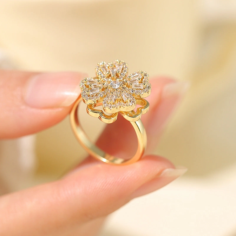 Wholesale Rotating Four-leaf Clover Copper Ring