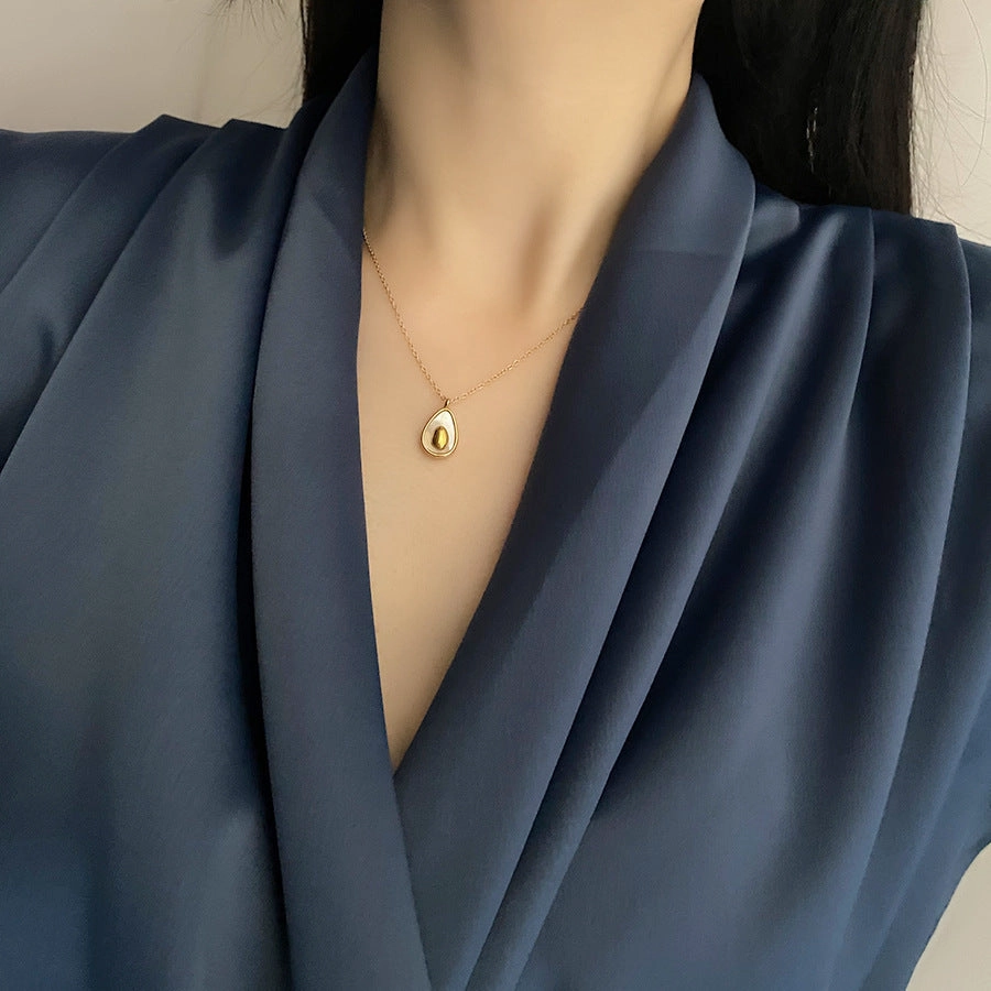 Wholesale Shell Avocado Titanium Steel Necklace Clavicle Chain