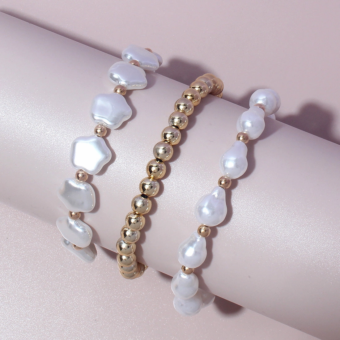 Wholesale simple cold style multi-layer special-shaped pearl bracelet