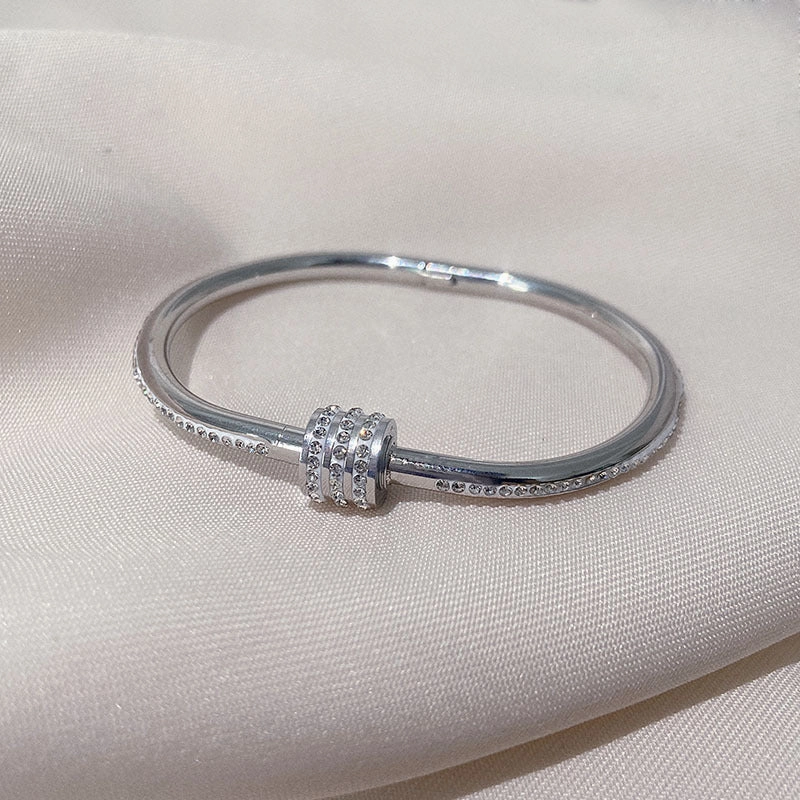 Wholesale Small Waist Non-fading Titanium Steel Bracelet with Diamonds