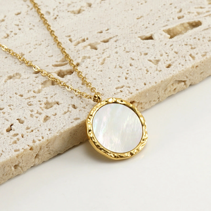 Wholesale Stainless Steel Circular Shell Necklaces