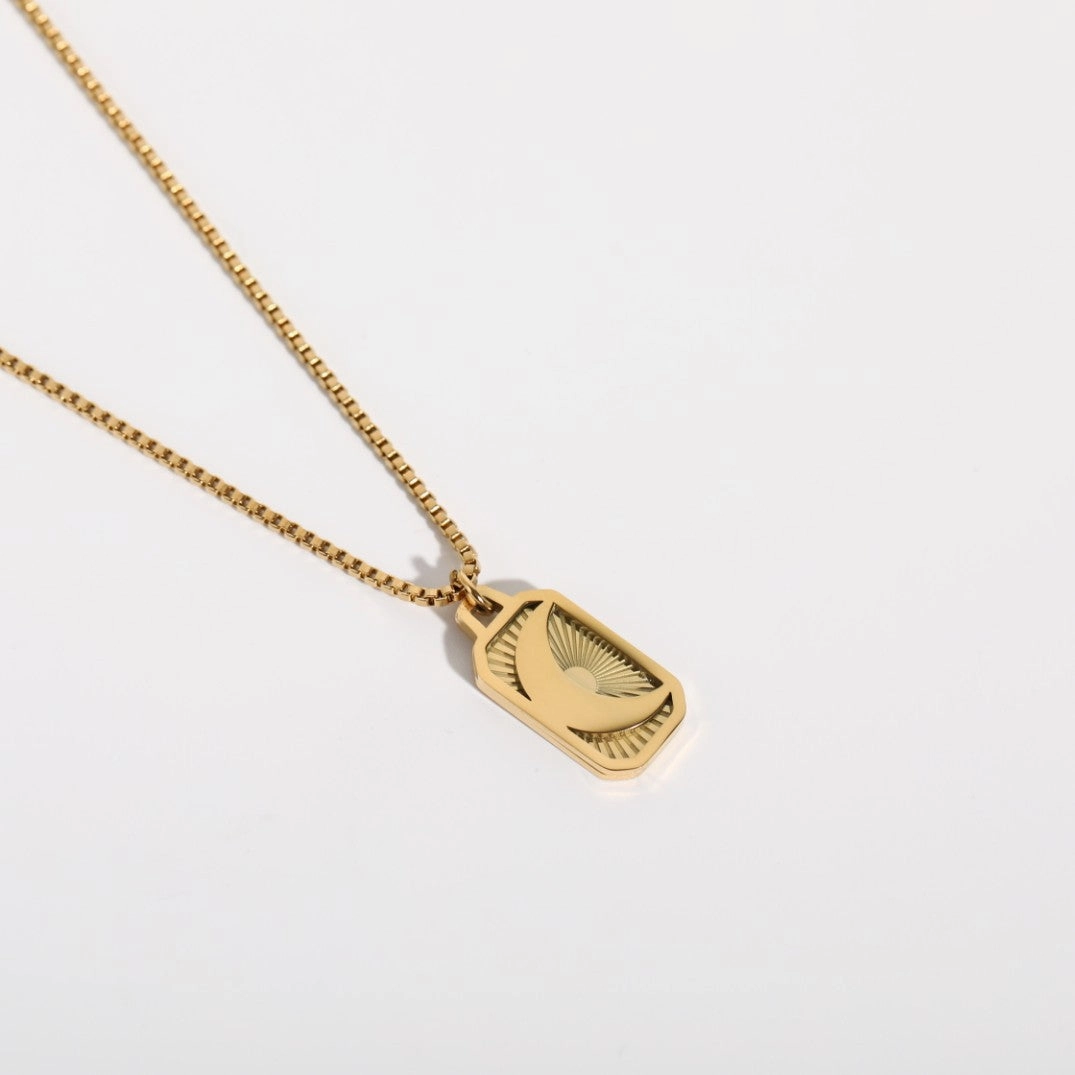 Wholesale Stainless Steel Electroplated 18K Gold Moon Zircon Necklace