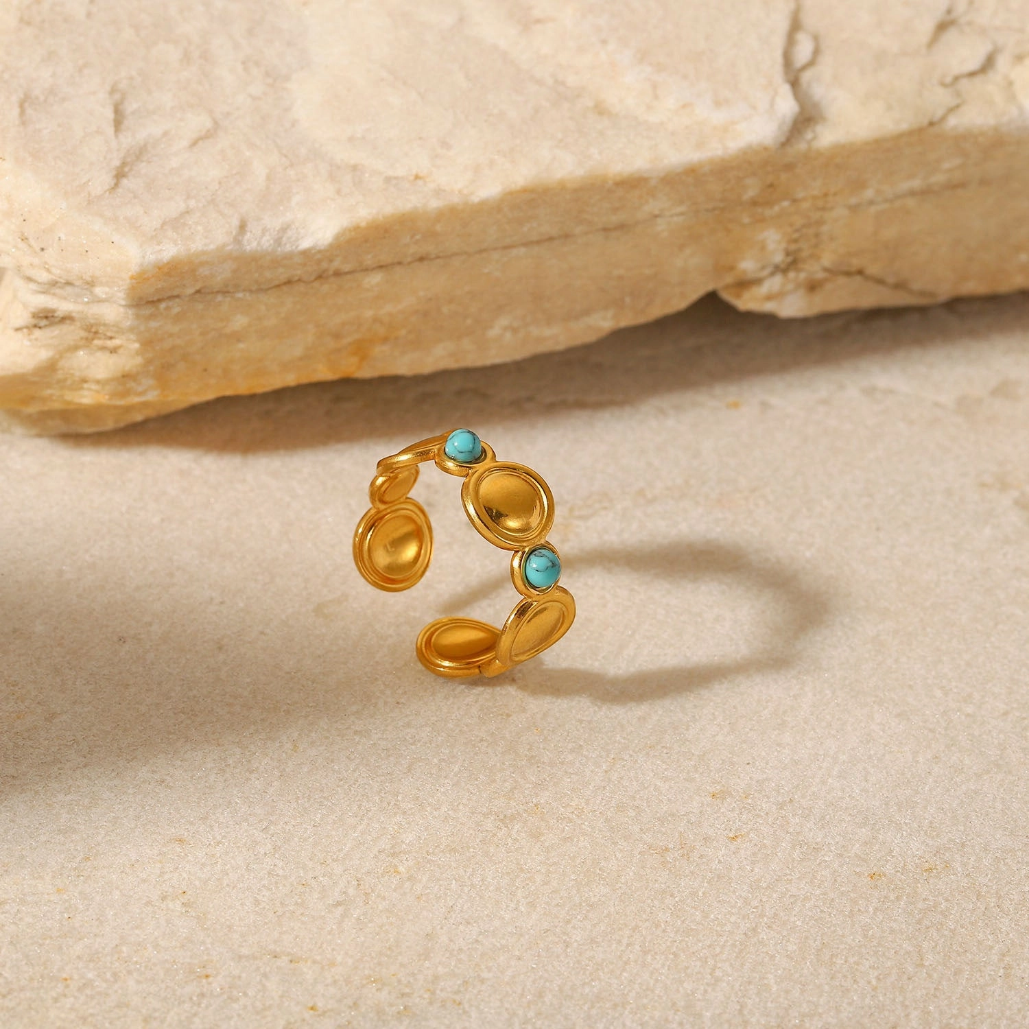 Wholesale Stainless Steel Gold-plated Vintage Rings