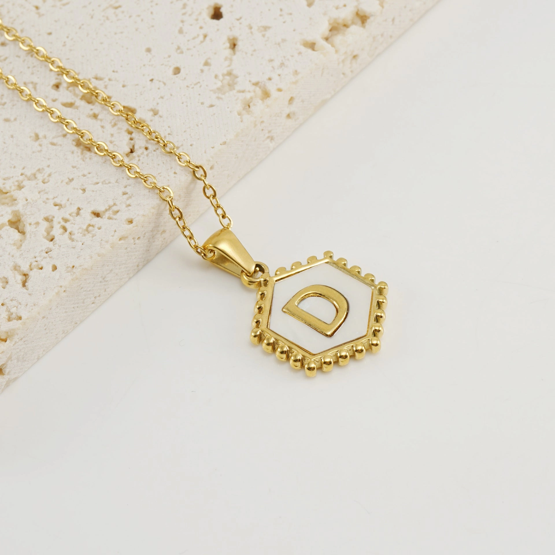 Wholesale Stainless Steel Plated Hexagonal Natural Shell Letter Pendant 18K Necklace