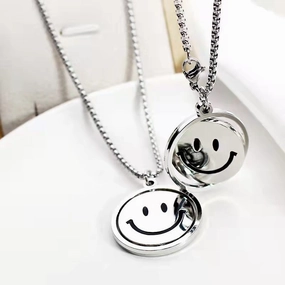 Wholesale Stainless Steel Rotating Smiley Face Sweater Chain