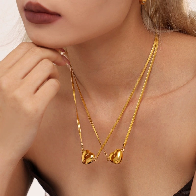 Wholesale Stainless Steel Sweet Love Heart Super Strong Magnet Detachable Clavicle Temperament Necklaces