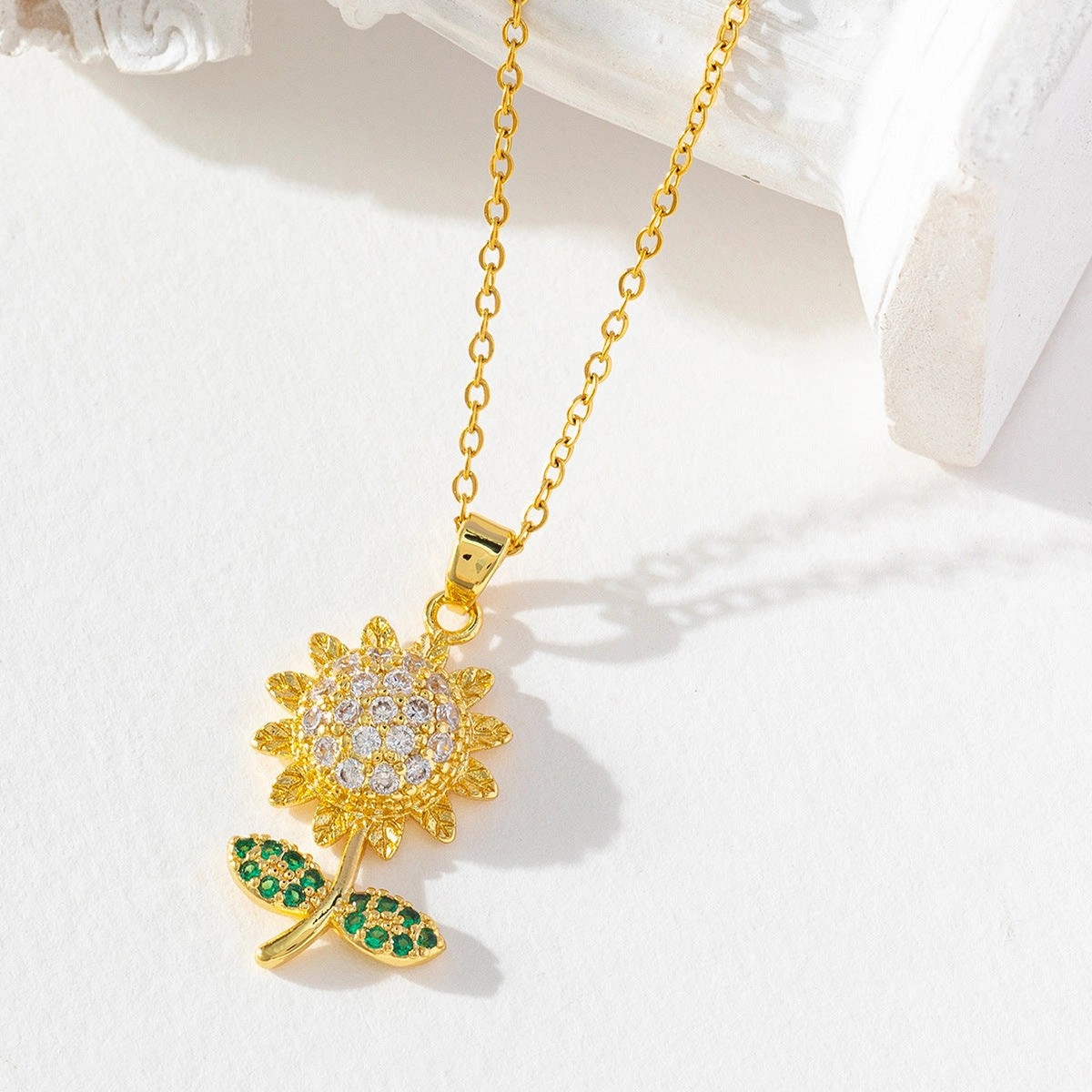 Wholesale Sunflower diamond titanium steel clavicle necklace