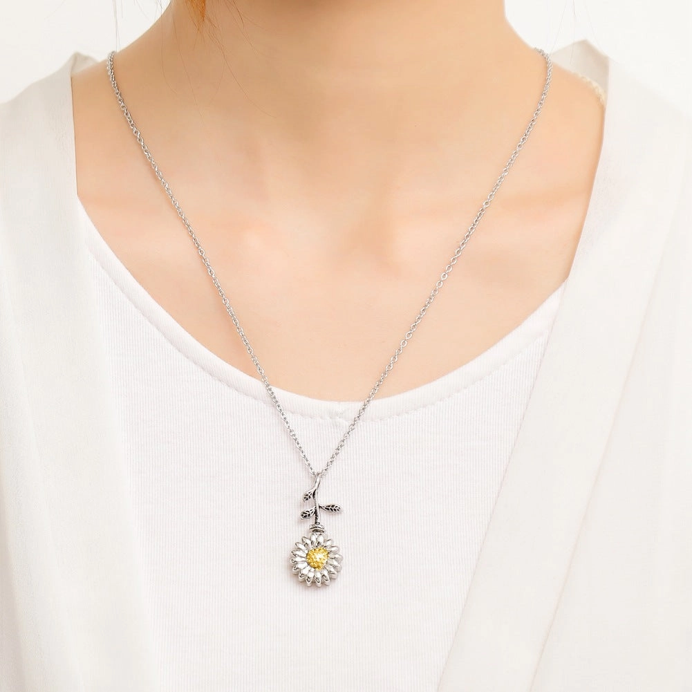 Wholesale Sunflower Flower Pendant Openable Clavicle Necklaces
