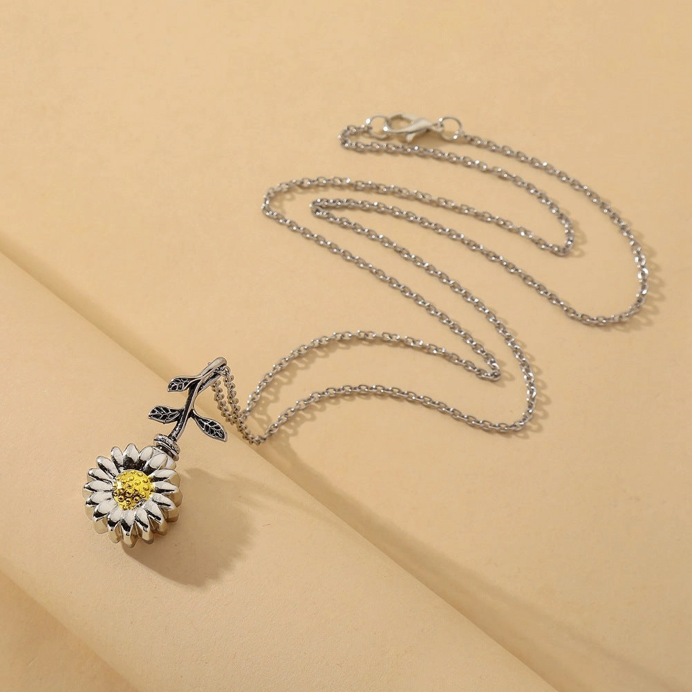 Wholesale Sunflower Flower Pendant Openable Clavicle Necklaces