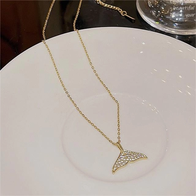 Wholesale Titanium Steel 18k Rose Gold Full Diamond Fishtail Necklace
