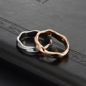 Wholesale Titanium Steel Couple Moebius Ring