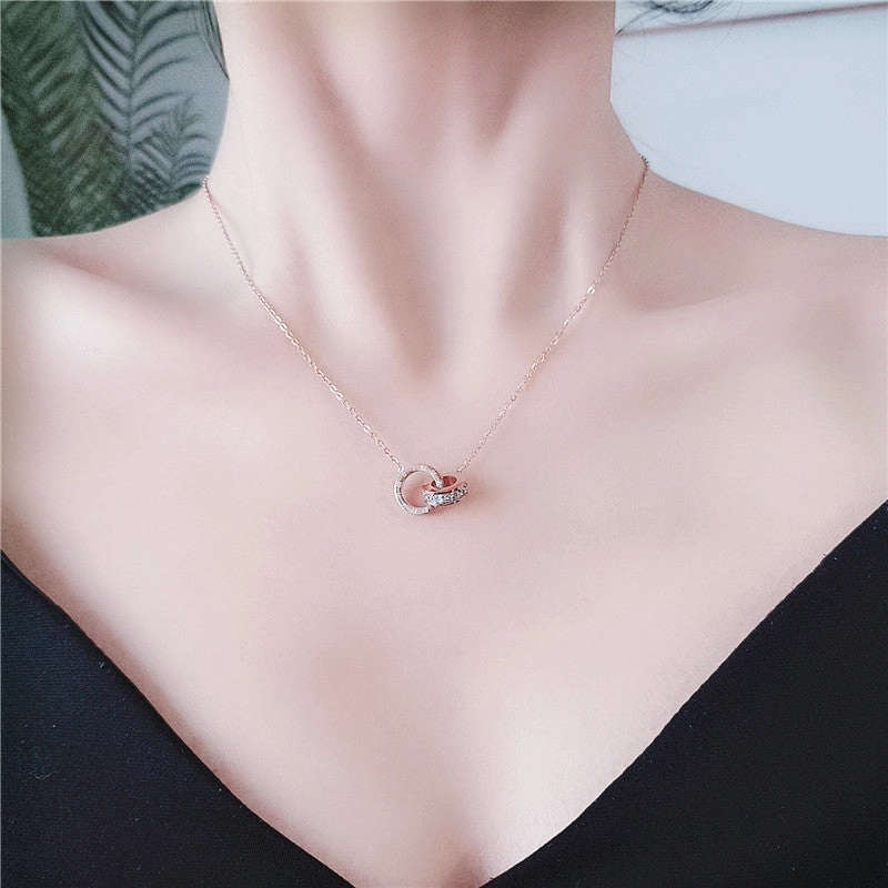 Wholesale Titanium Steel Geometry Roman Numerals and Diamond Necklace