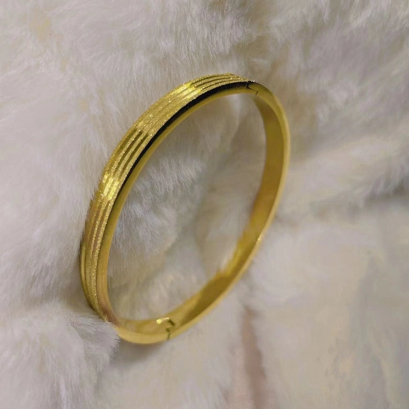 Wholesale titanium steel gold stripe bracelet