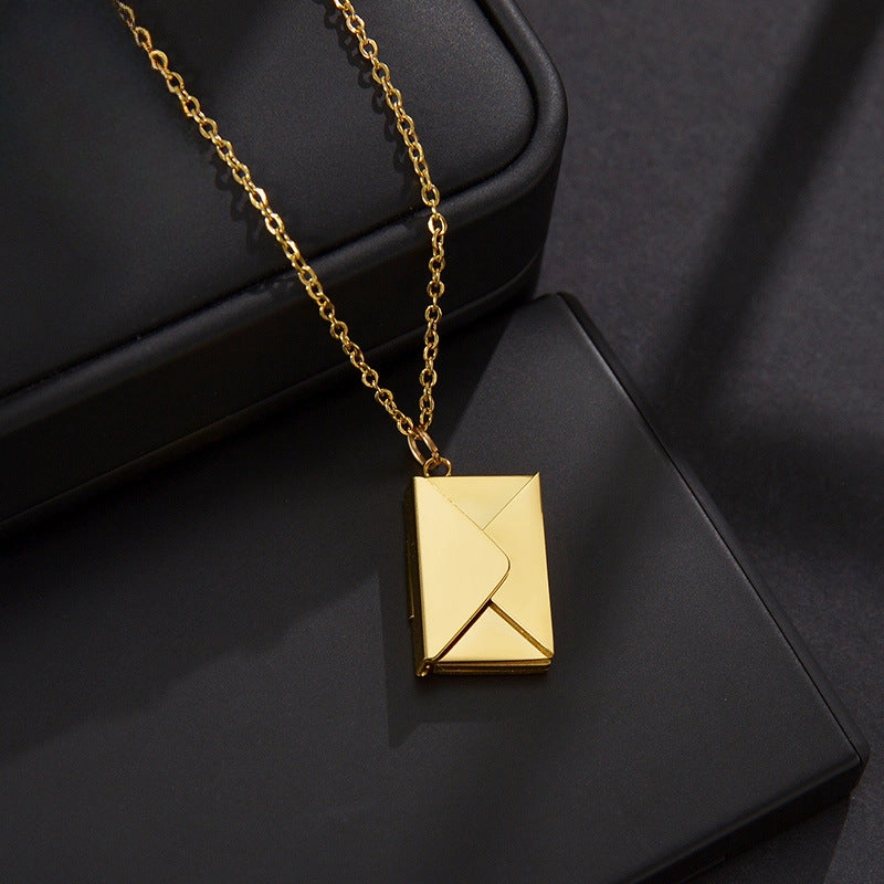 Wholesale Titanium Steel Openable Envelope Necklace