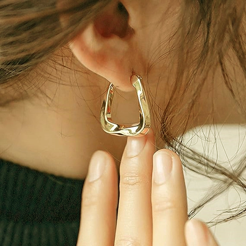 Wholesale Triangular Ring Geometric Mbius Thick Ring Irregular Metal Gold Plated Earrings